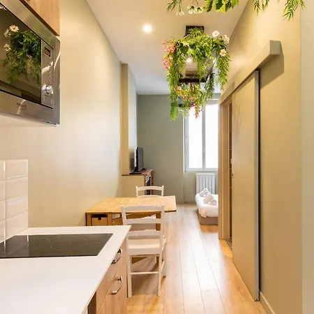 Apartment Dify Jungle Jean Mace *